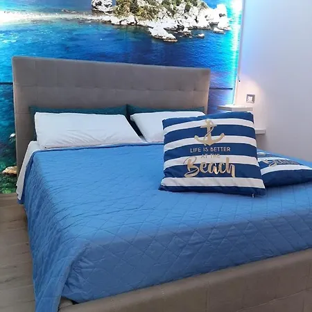 La Casa Nel Vicolo Giardini-Naxos