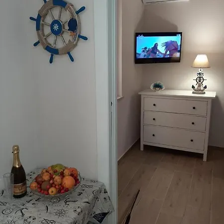 La Casa Nel Vicolo * 지아르디니낙소스