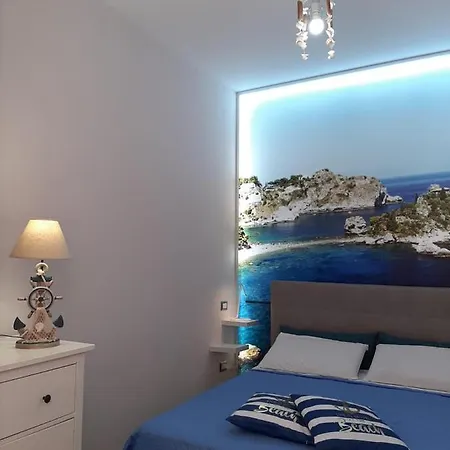 La Casa Nel Vicolo * Giardini-Naxos